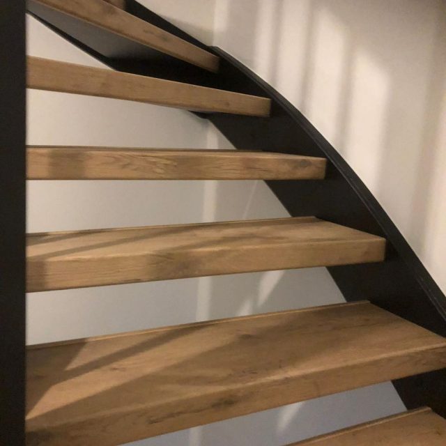 https://www.flexstairs.nl/wp-content/uploads/2025/06/werk_02-640x640.jpg