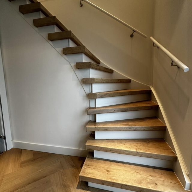 https://www.flexstairs.nl/wp-content/uploads/2025/06/werk_03-640x640.jpg