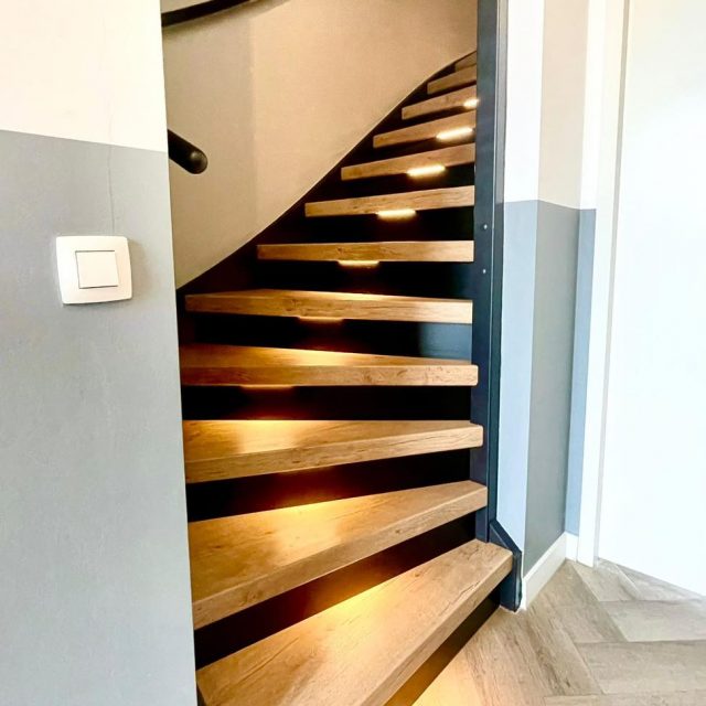 https://www.flexstairs.nl/wp-content/uploads/2025/06/werk_04-640x640.jpg